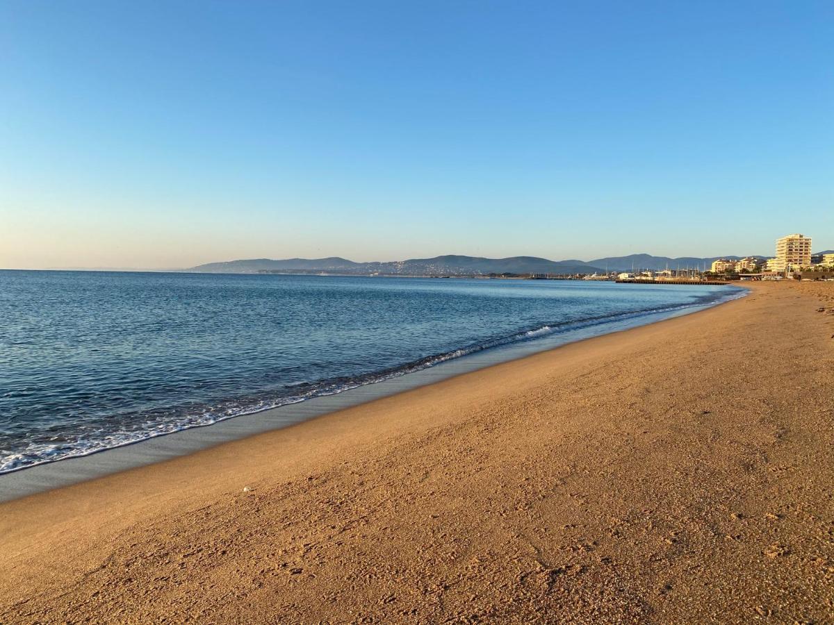 Rev'Azur Διαμέρισμα Fréjus Εξωτερικό φωτογραφία